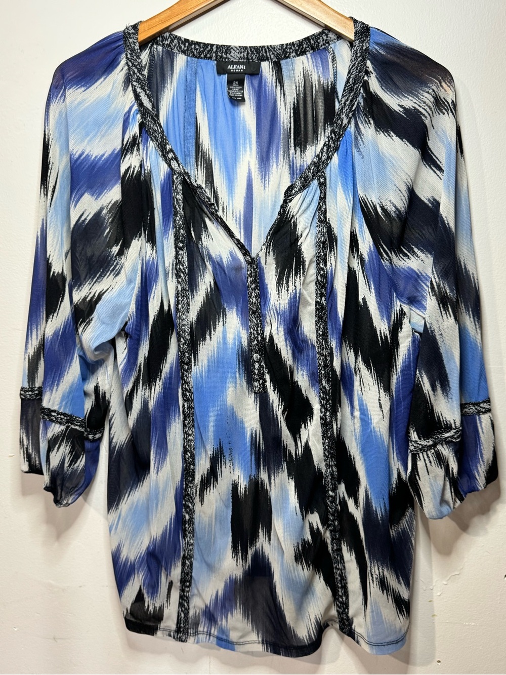 Alfani Blue, Black & White Abstract Print V-Neck Blouse